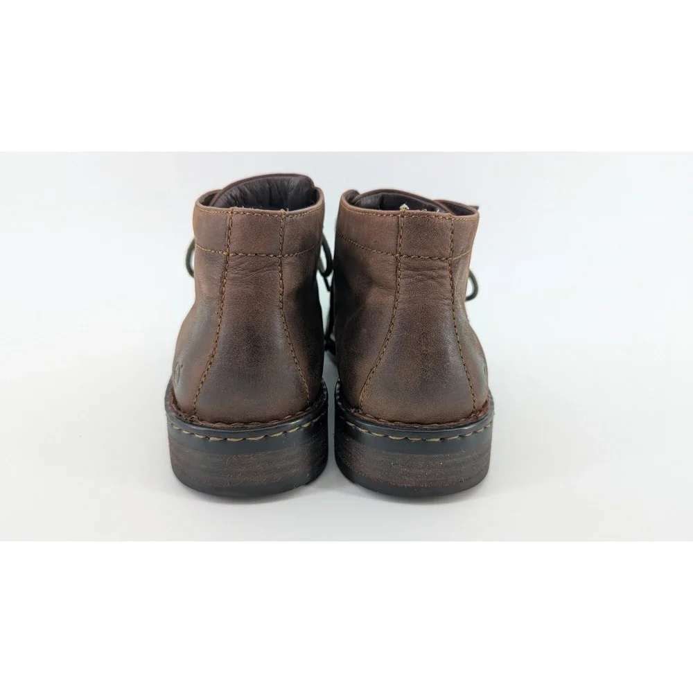 Born Mens M9431 Brown Leather Chukka Boots Size 8 Hand Crafted Ankle Boots
